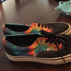 Rainbow Tie dye vans! Woman’s 9 Men’s 7.5